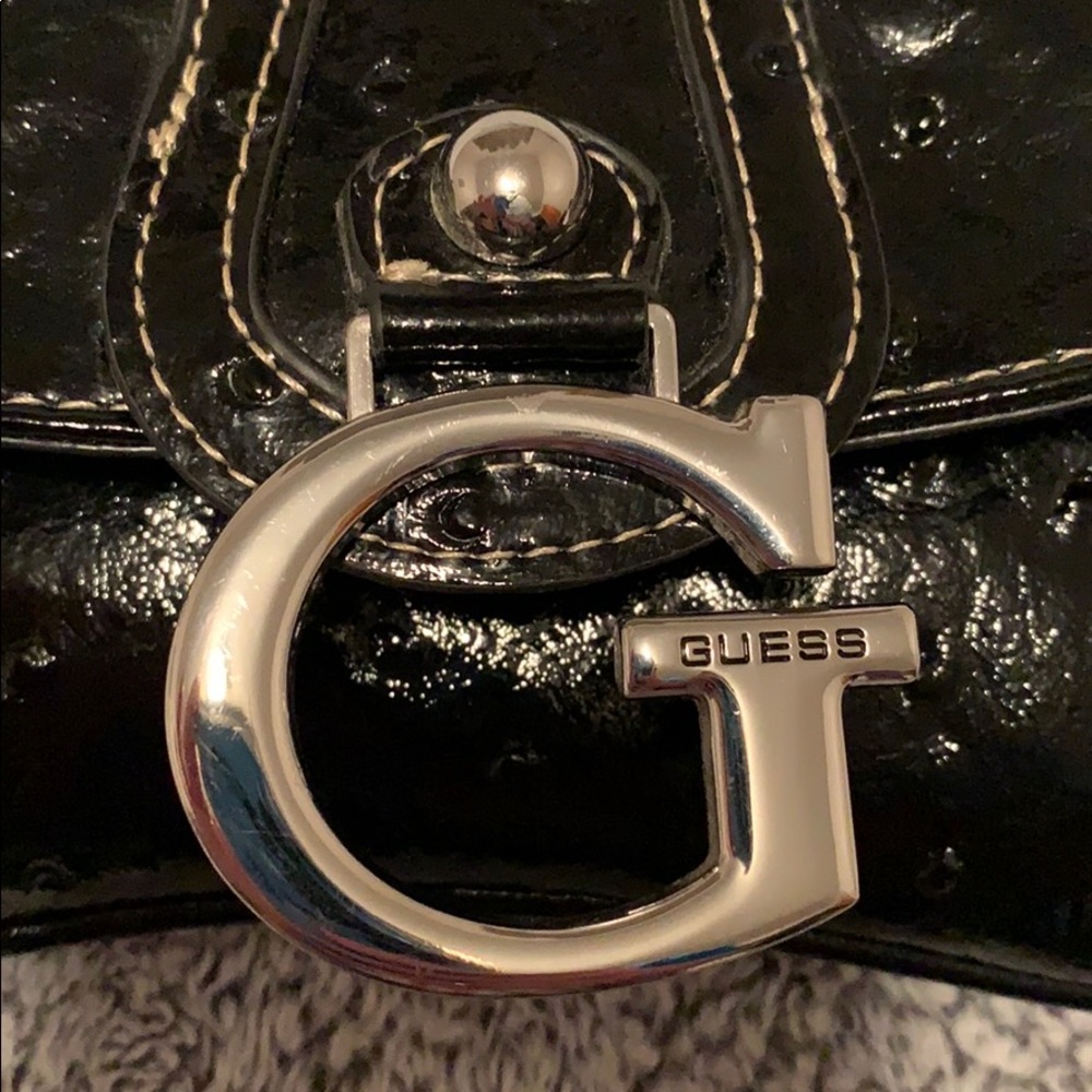 Guess wristlet ! - Picture 3 of 8